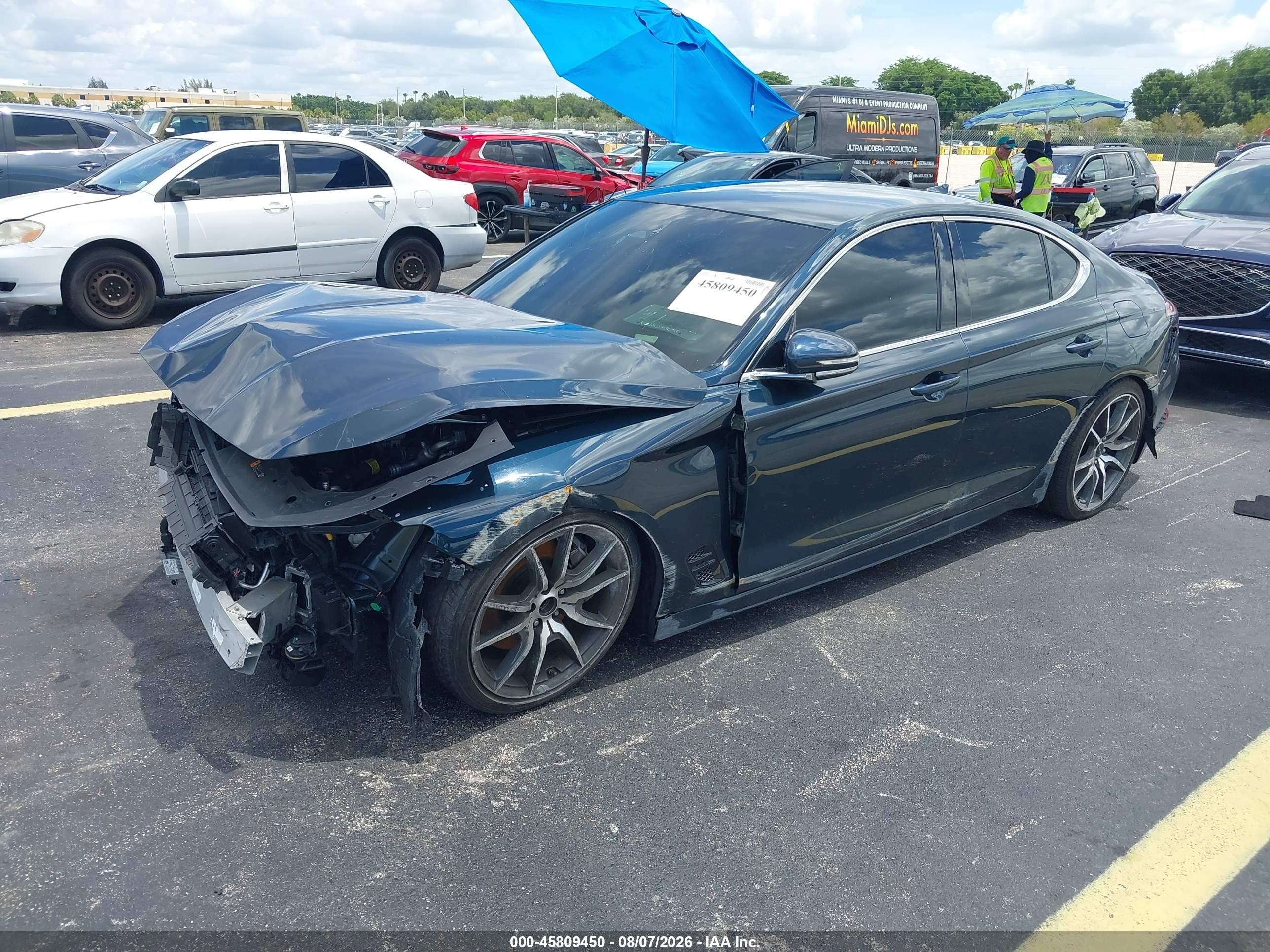 2025 Genesis G70 2.5t Rwd Light Blue vin: KMTG34SC2SU150581