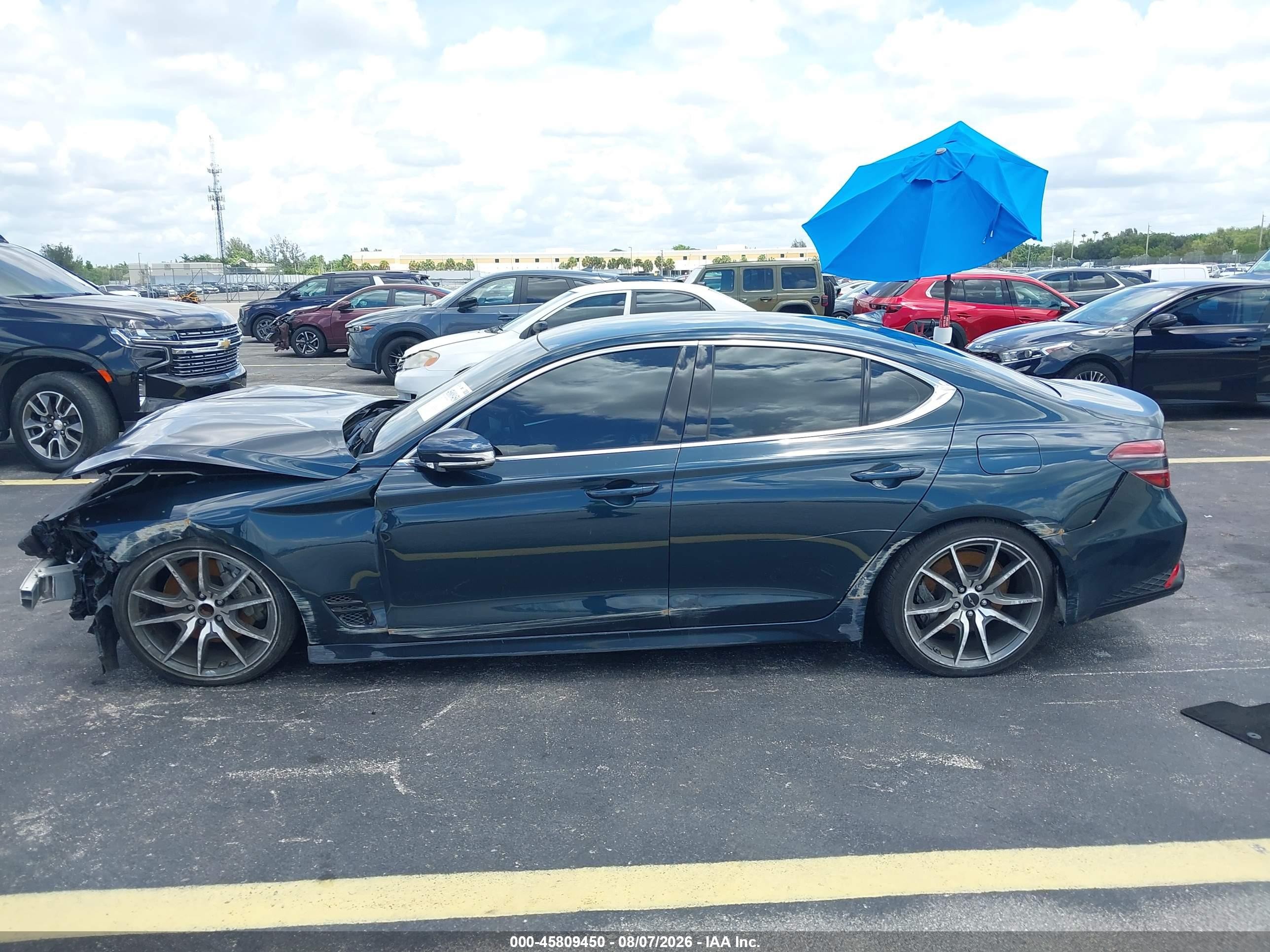 2025 Genesis G70 2.5t Rwd Light Blue vin: KMTG34SC2SU150581