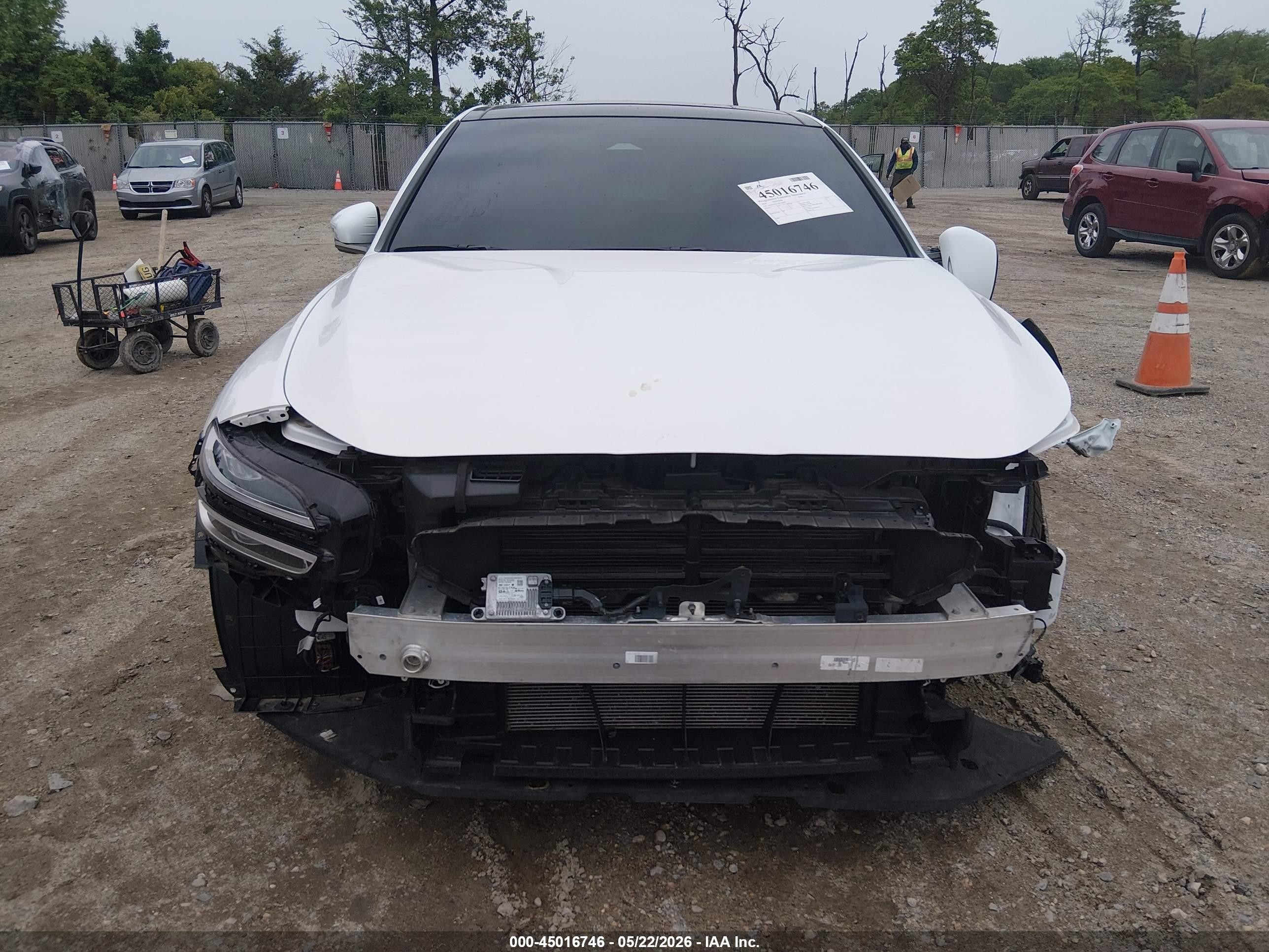 2024 Genesis G70 2.5t Rwd White vin: KMTG34SCXRU136387