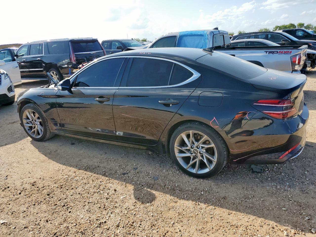 2022 Genesis G70 Base Black vin: KMTG34TA7NU092954