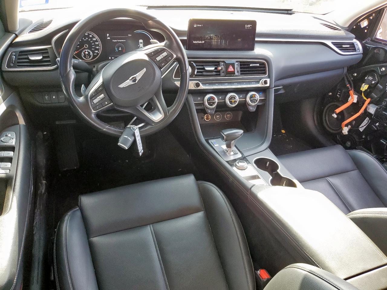 2022 Genesis G70 Base Black vin: KMTG34TA7NU092954