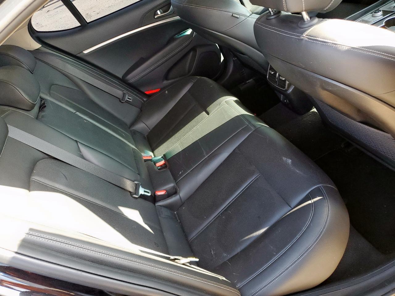 2022 Genesis G70 Base Black vin: KMTG34TA7NU092954