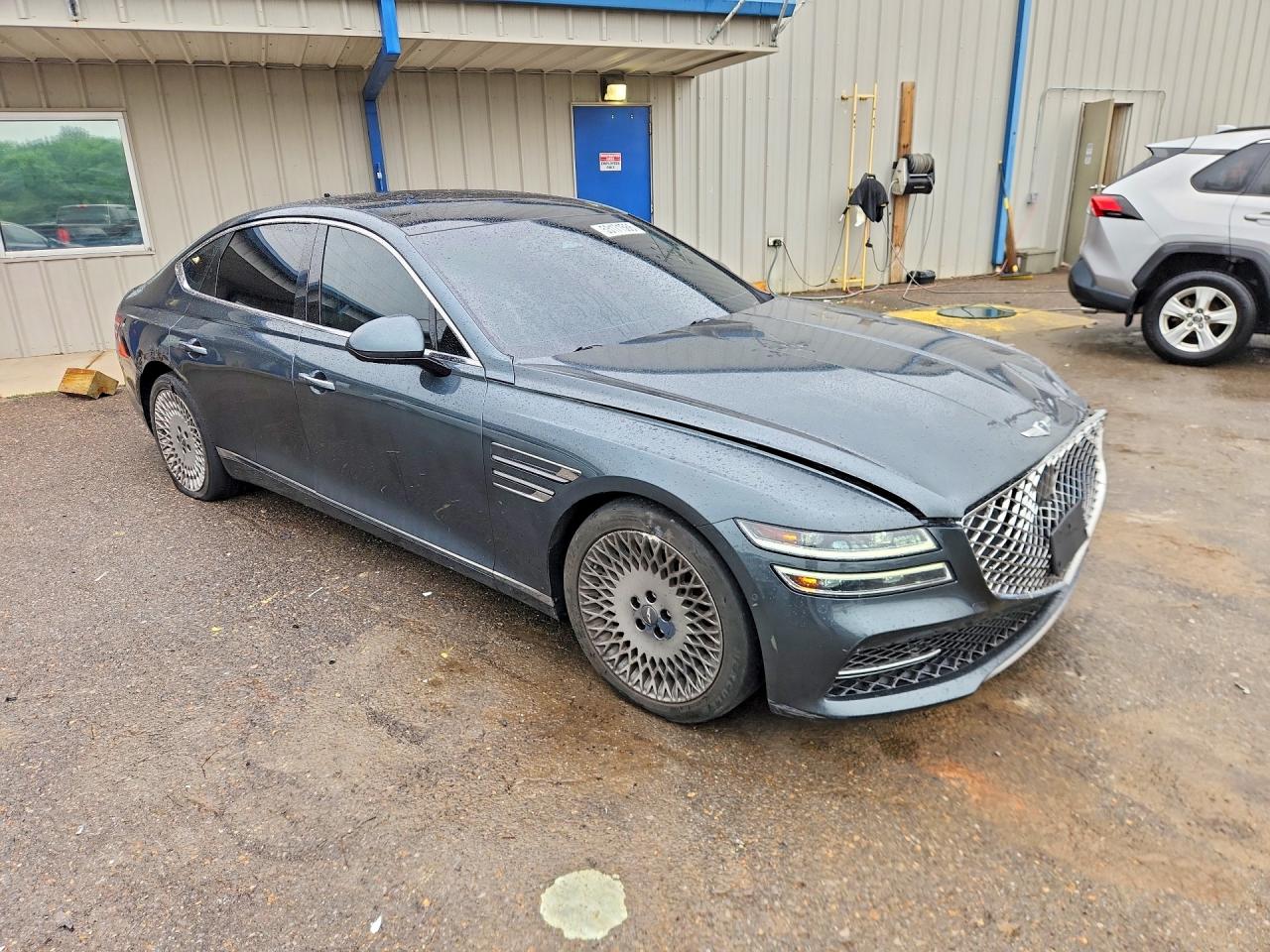 2022 Genesis G80 2.5t Gray vin: KMTGB4SC6NU092191