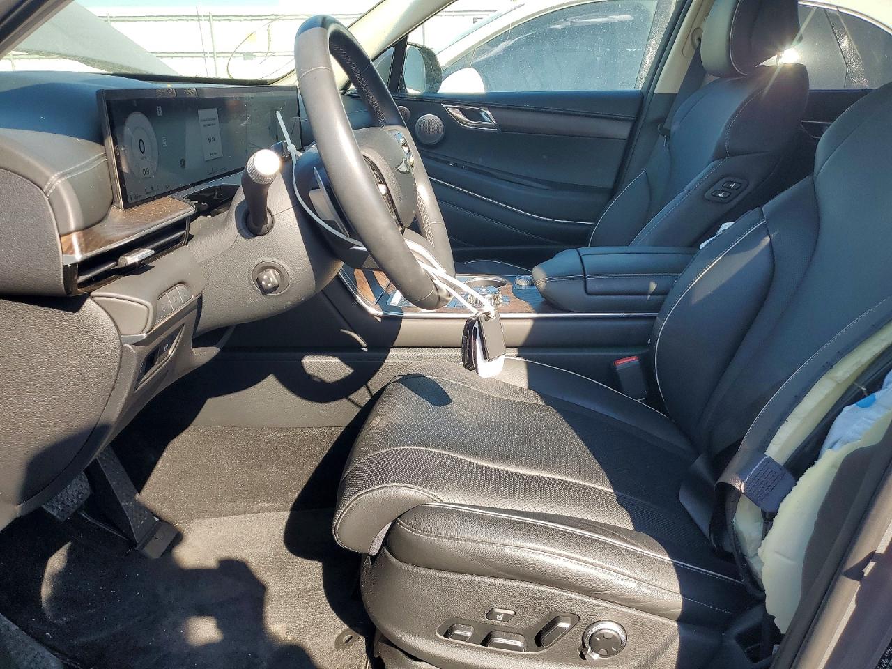 2025 Genesis Gv80 Prestige Серебряный vin: KMUHCESB7SU251810