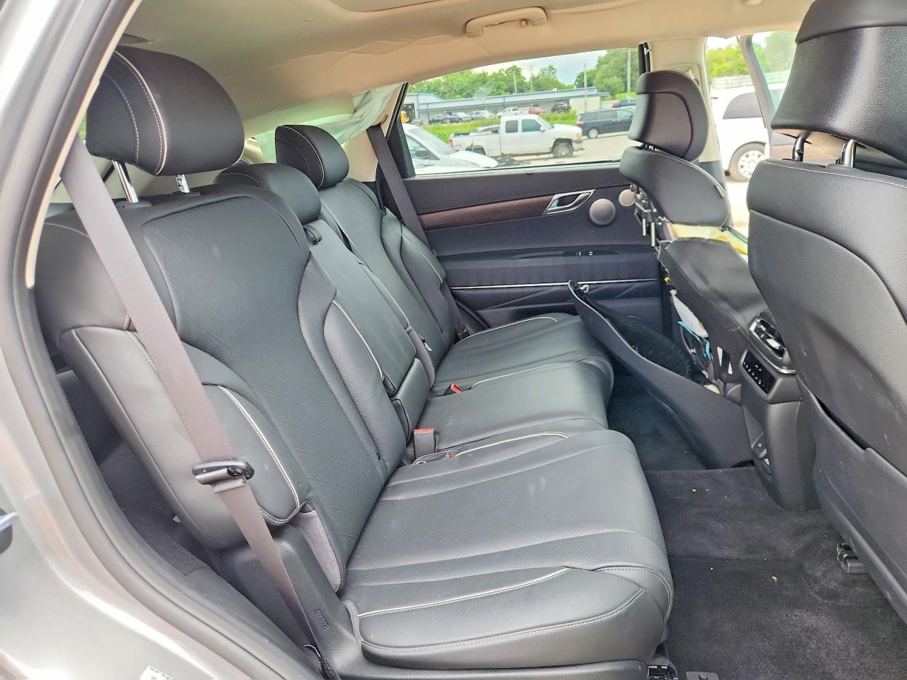 2025 Genesis Gv80 Prestige Серебряный vin: KMUHCESB7SU251810