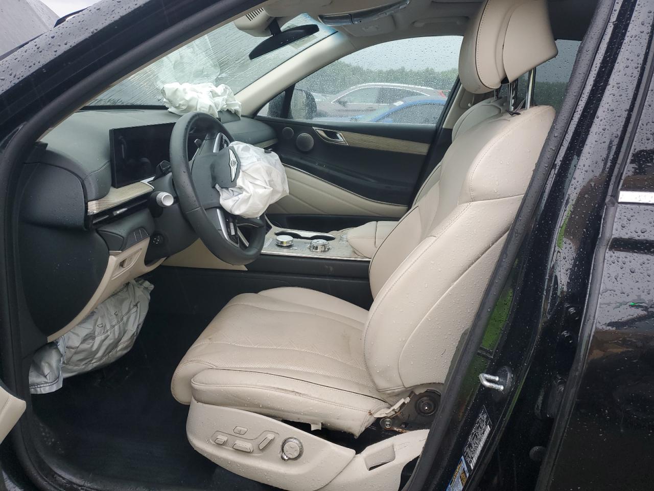 2025 Genesis Gv80 Advanced Black vin: KMUHDESC5SU219685 Damage: Windshield, Broken, Replacement Required