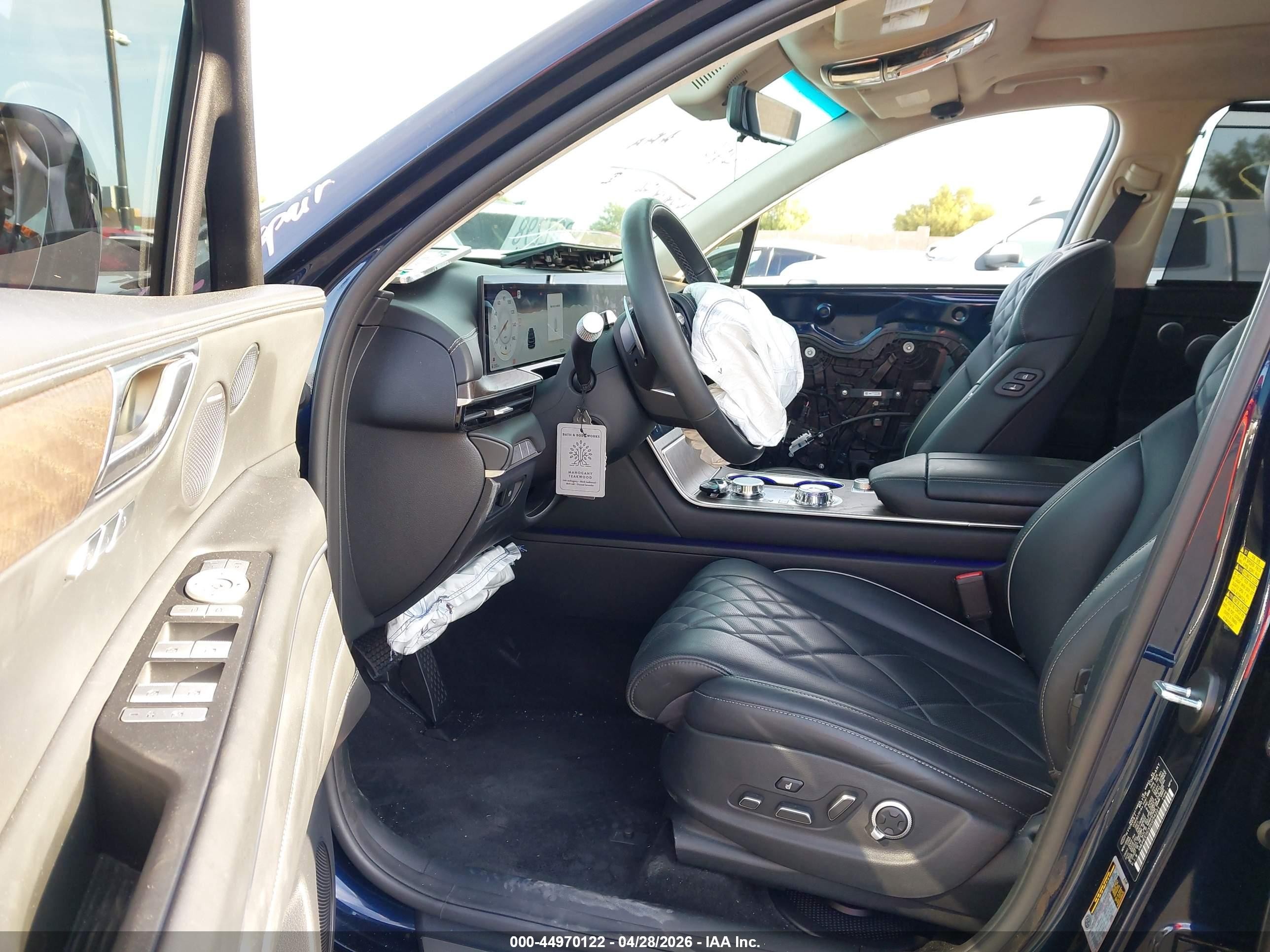 2025 Genesis Gv80 3.5t Prestige Awd Dark Blue vin: KMUHEESCXSU254221
