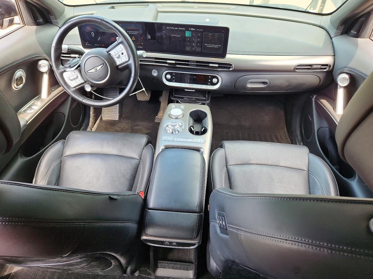 2023 Genesis Gv60 Advanced Black vin: KMUKCDTC2PU010476