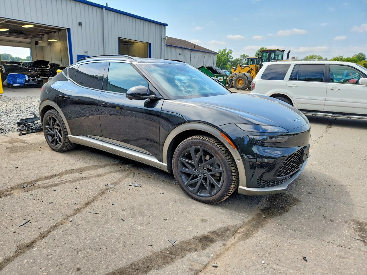 2023 Genesis Gv60 Advanced Black vin: KMUKCDTC2PU010476