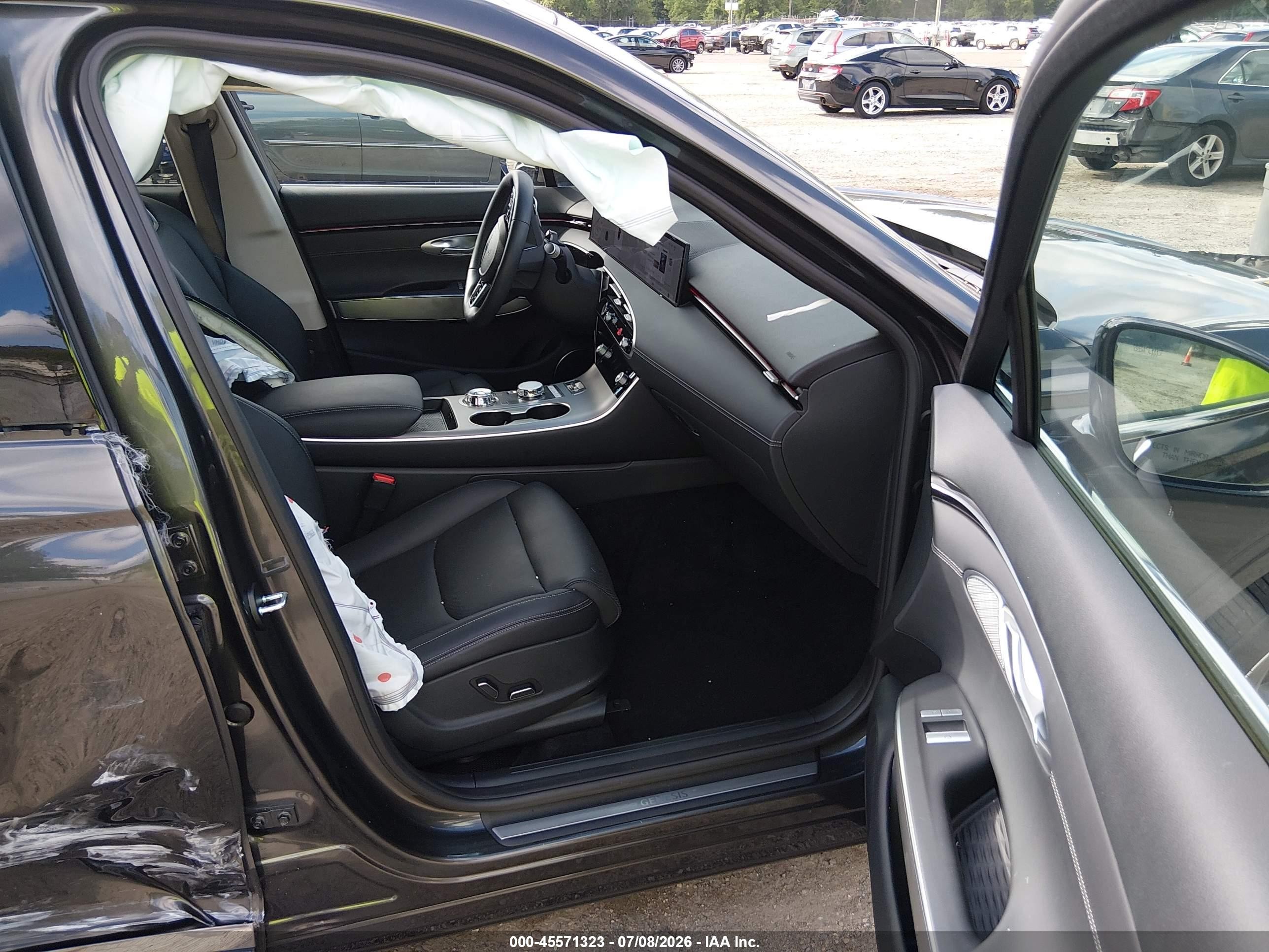 2026 Genesis Gv70 2.5t Select Gray vin: KMUMADTB1TU236282