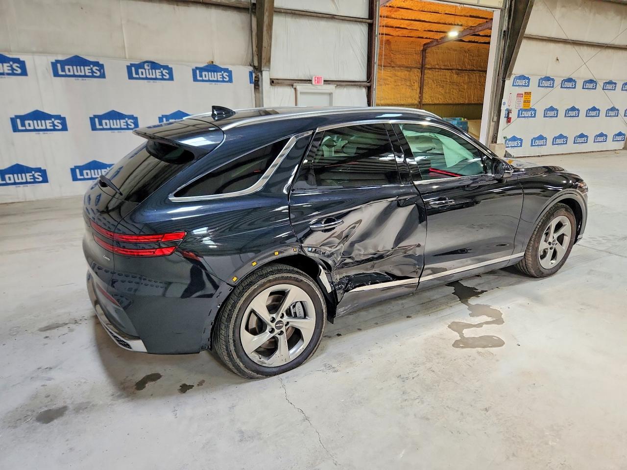 2026 Genesis Gv70 2.5t Standard Black vin: KMUMADTB2TU266553