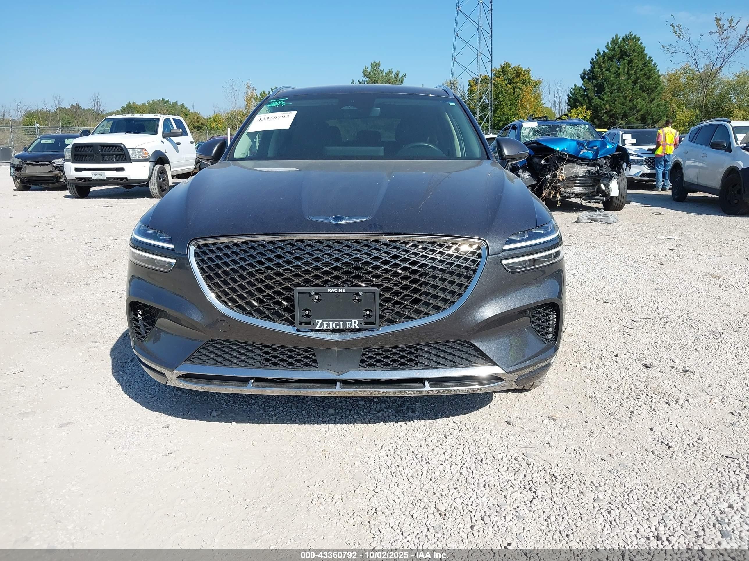 2022 Genesis Gv70 2.5t Awd Gray vin: KMUMADTB4NU042302