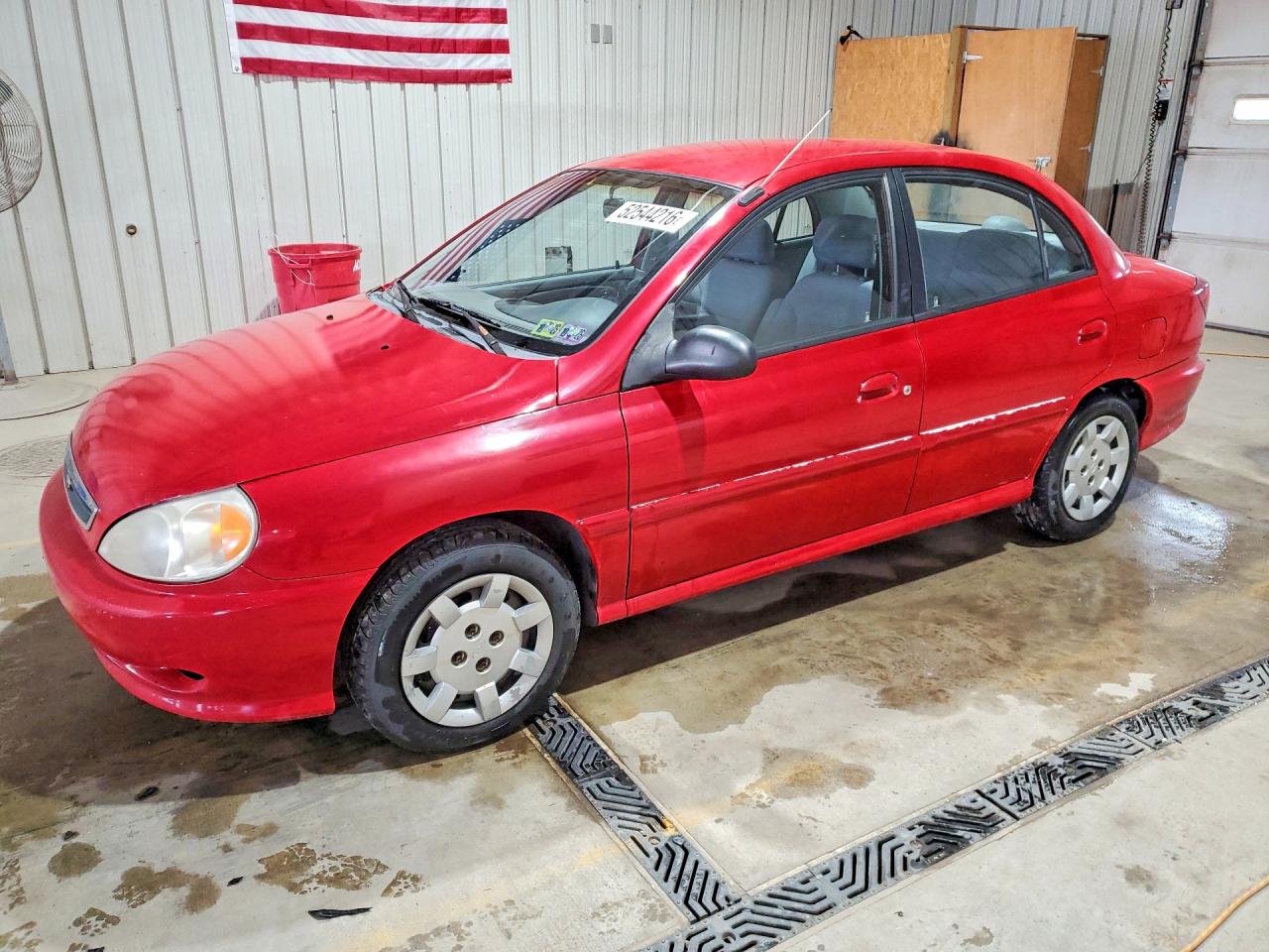2002 Kia Rio Base Red vin: KNADC123126175702