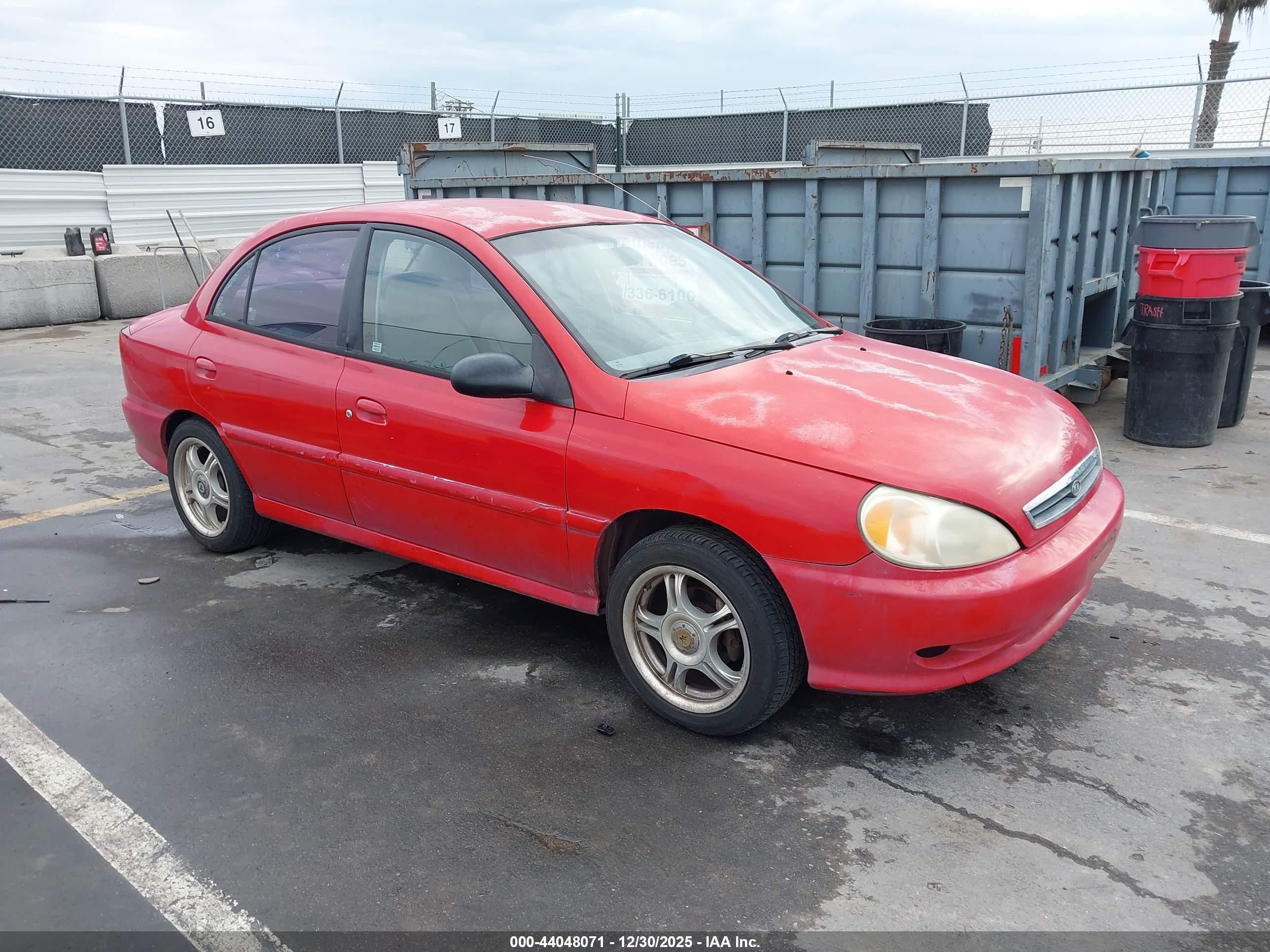 2002 Kia Rio   Red vin: KNADC123226179614