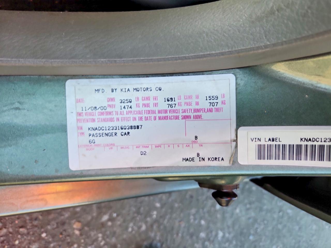 2001 Kia Rio Base Green vin: KNADC123316038887
