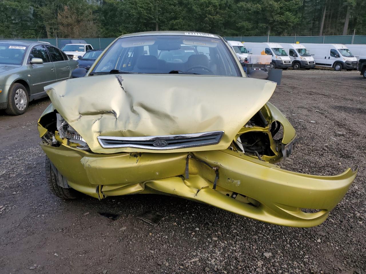 2001 Kia Rio Green vin: KNADC123316064759