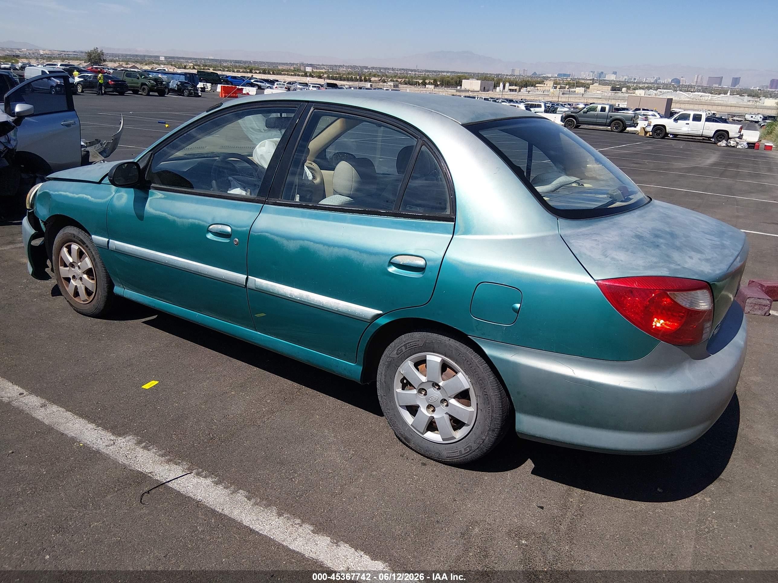 2001 Kia Rio   Green vin: KNADC123516026370