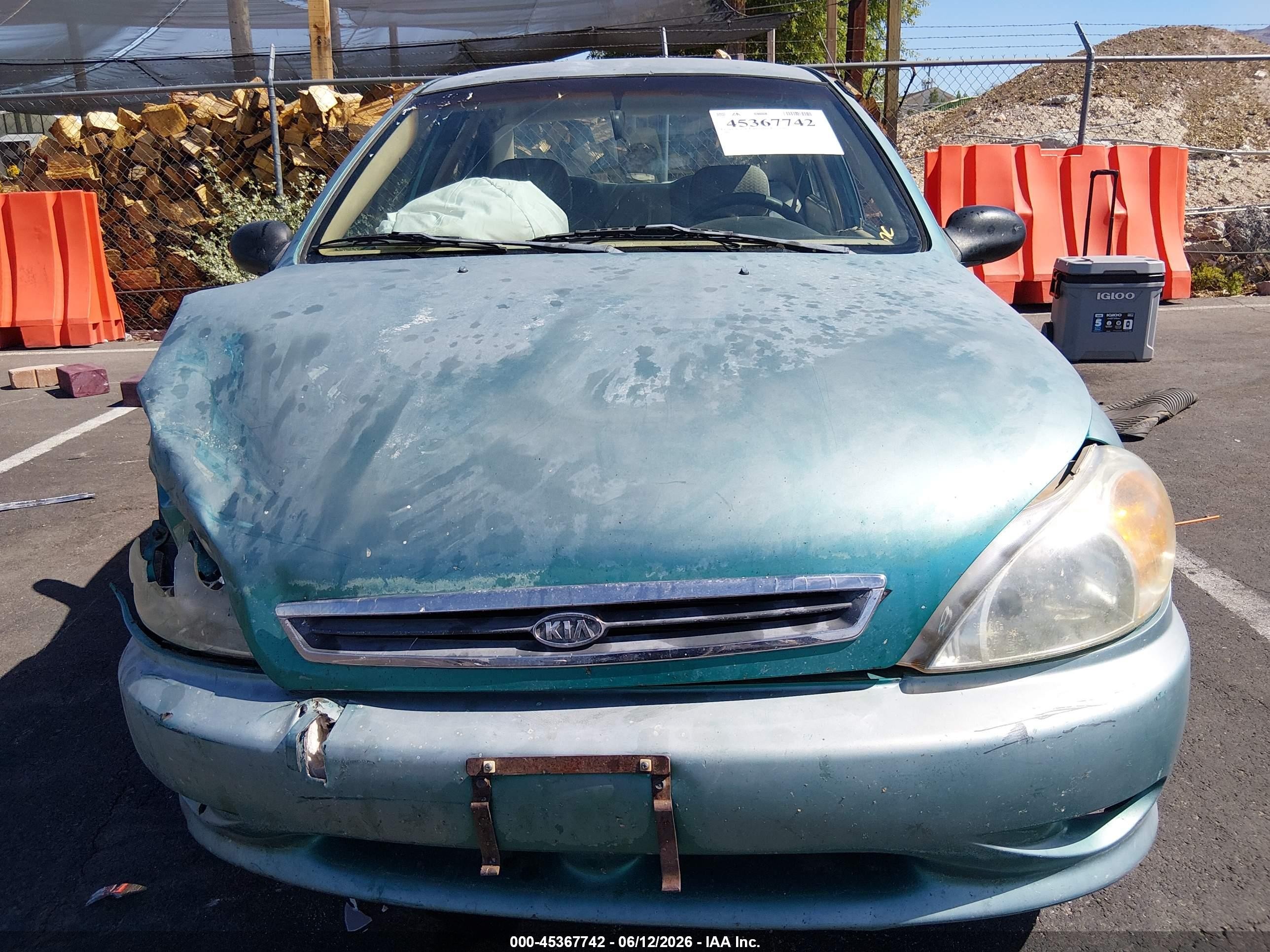 2001 Kia Rio   Green vin: KNADC123516026370