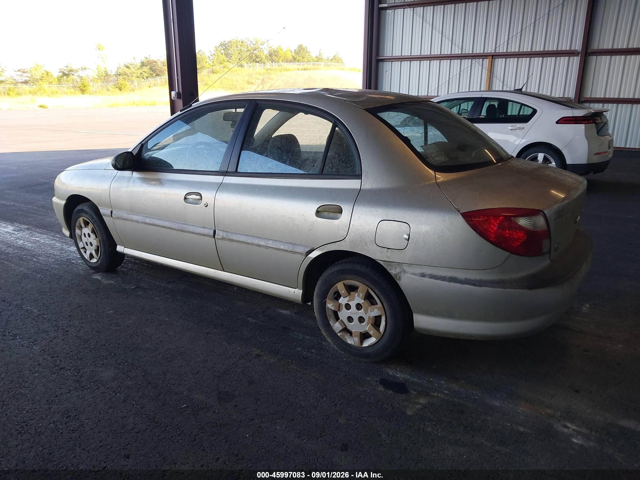 2001 Kia Rio   Gray vin: KNADC123516065010