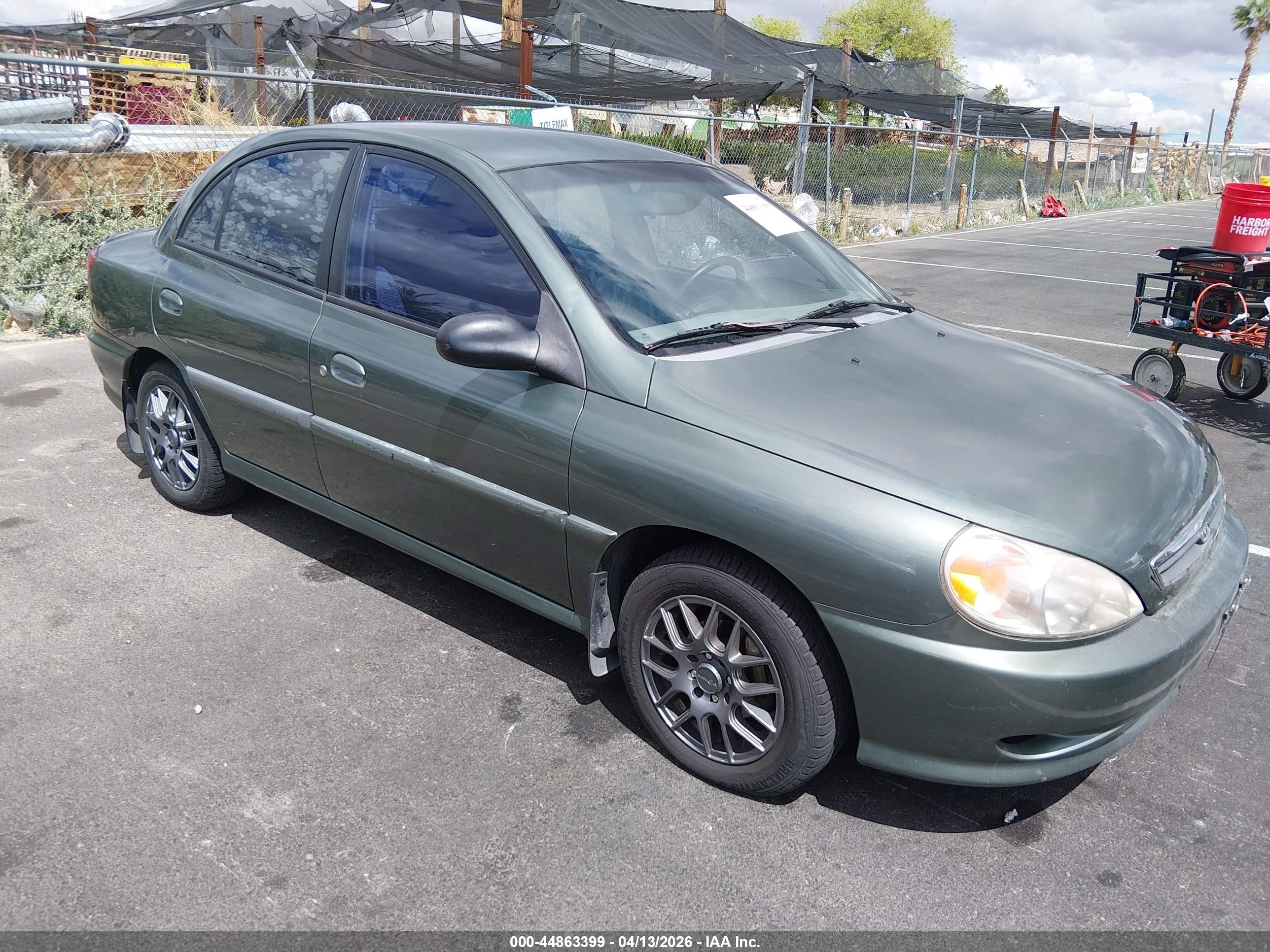 2001 Kia Rio   Green vin: KNADC123516071695