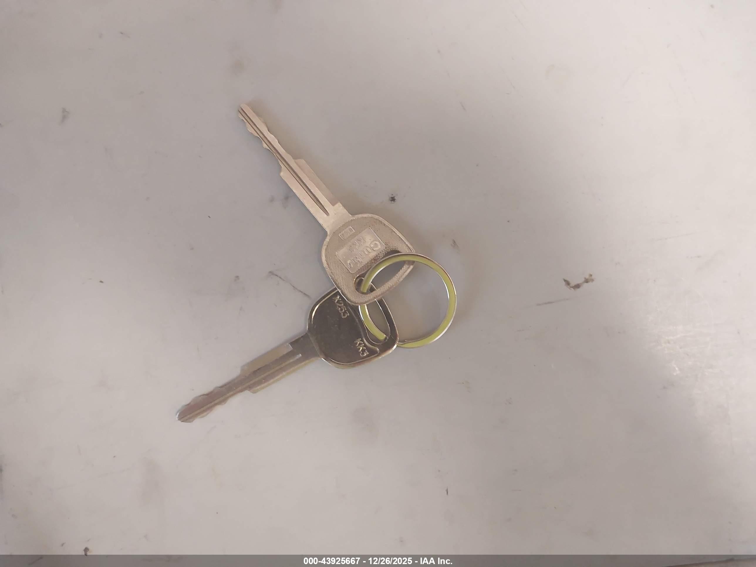 2002 Kia Rio   Gold vin: KNADC123526135493