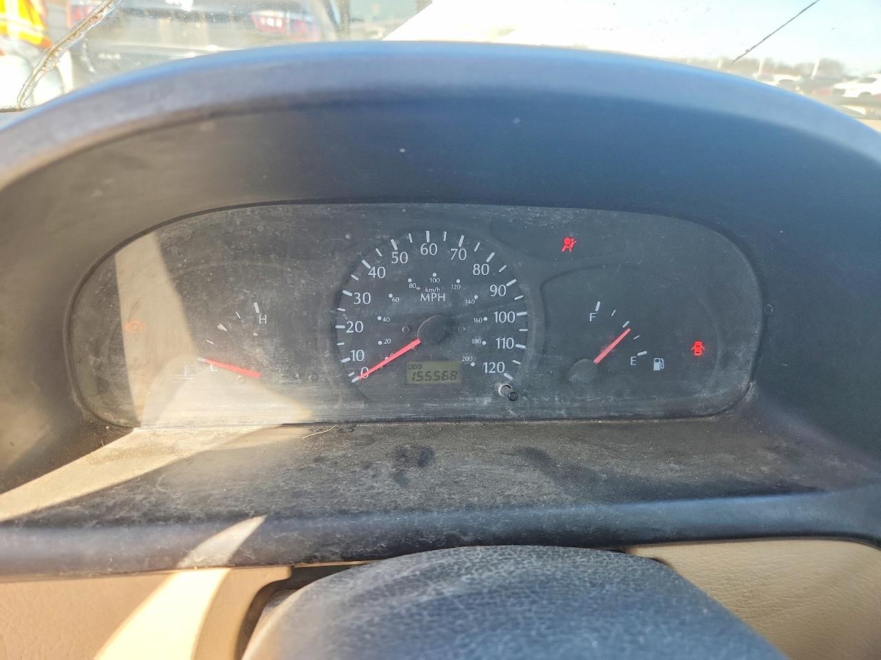 2001 Kia Rio Золотой vin: KNADC123716015855