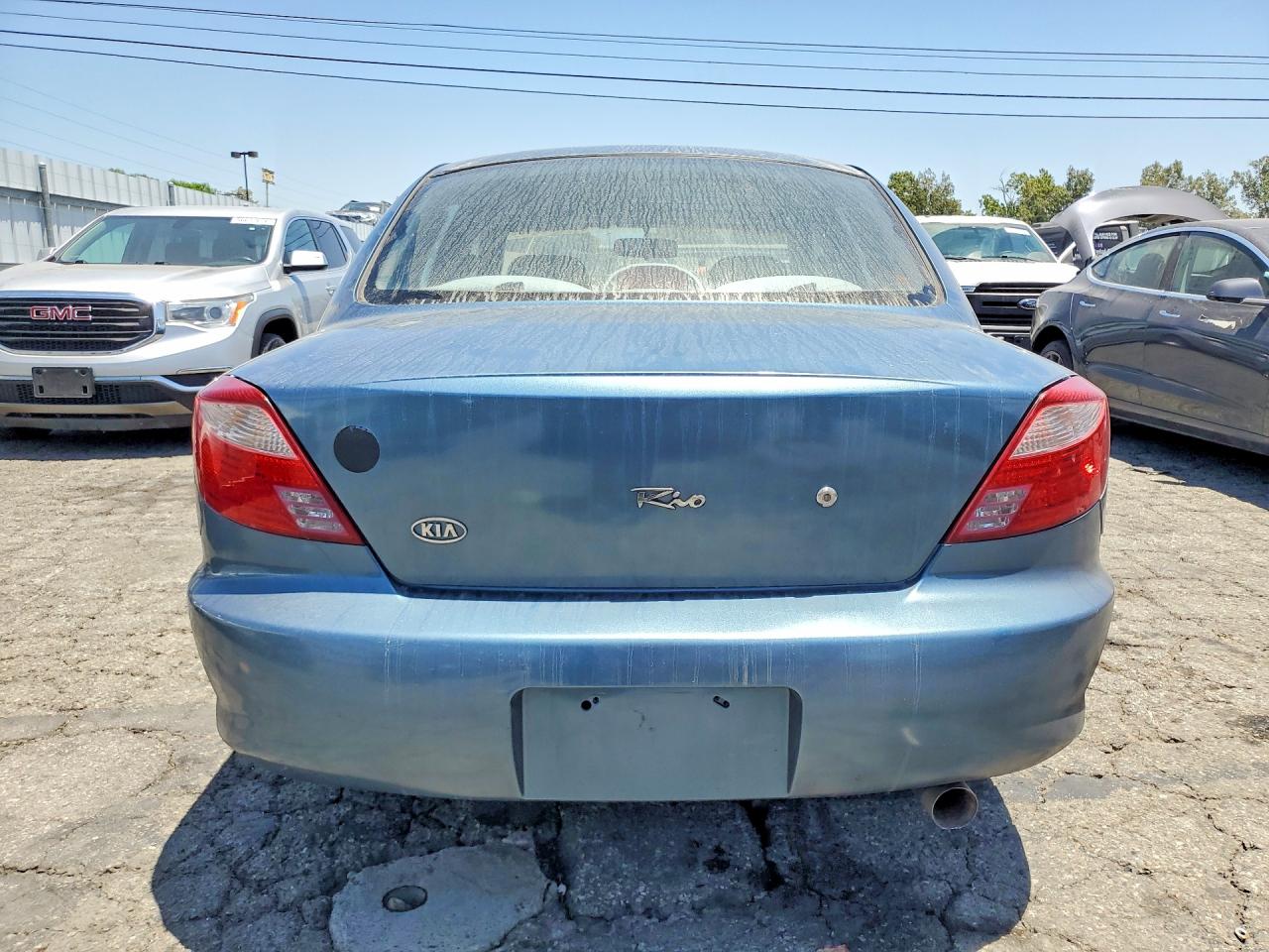 2001 Kia Rio Base Синий vin: KNADC123916050476