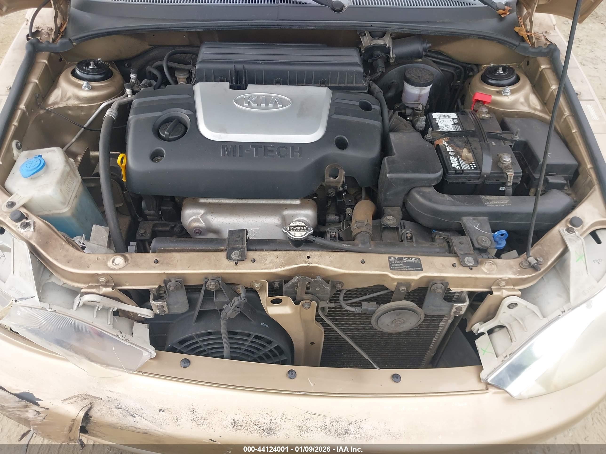 2001 Kia Rio   Beige vin: KNADC123X16014652