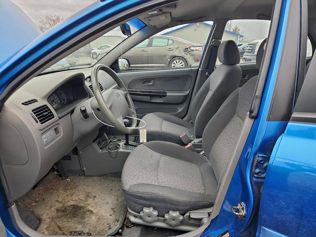 2005 Kia Rio Blue vin: KNADC125156378529