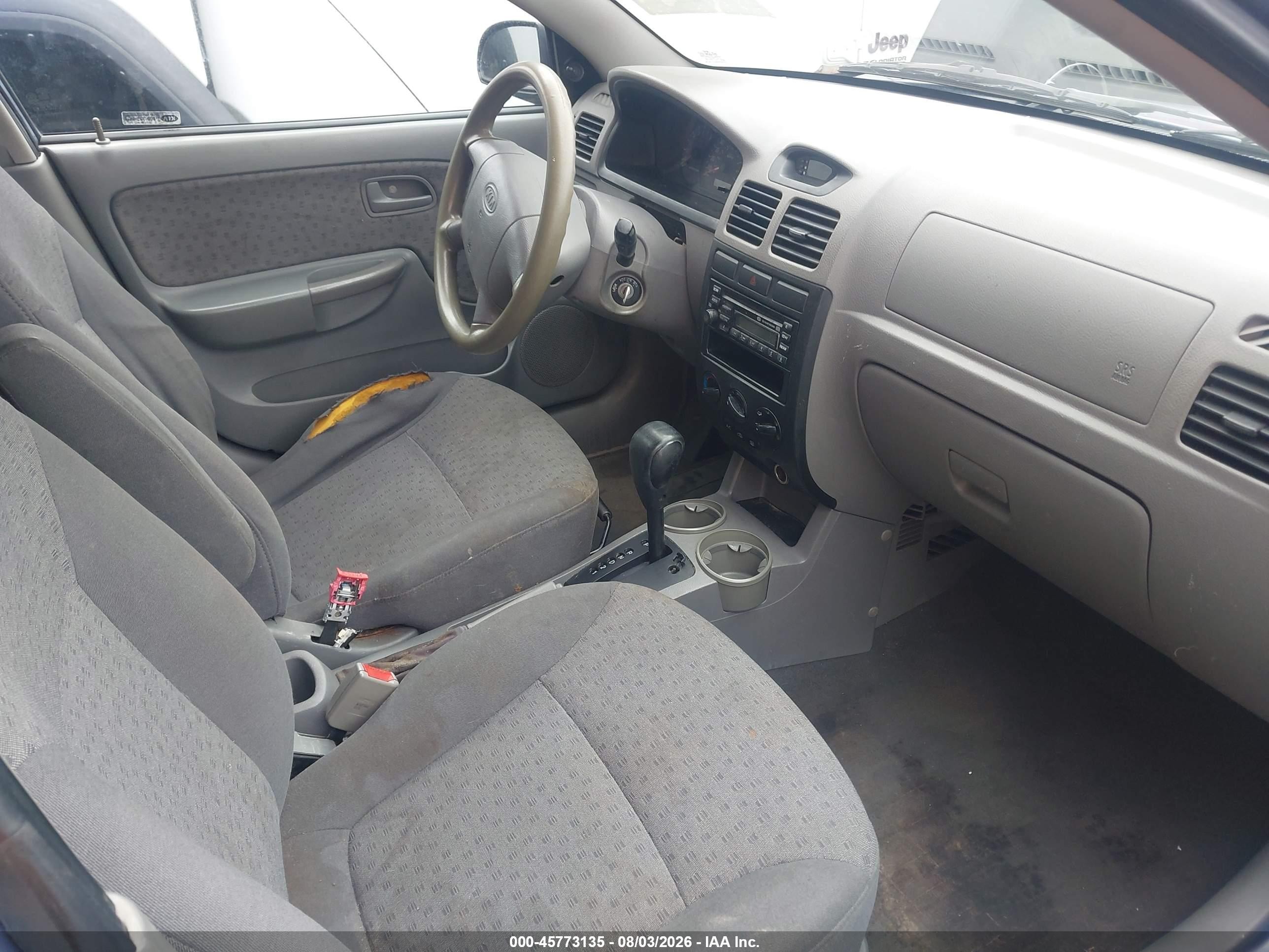 2004 Kia Rio   Blue vin: KNADC125546282885