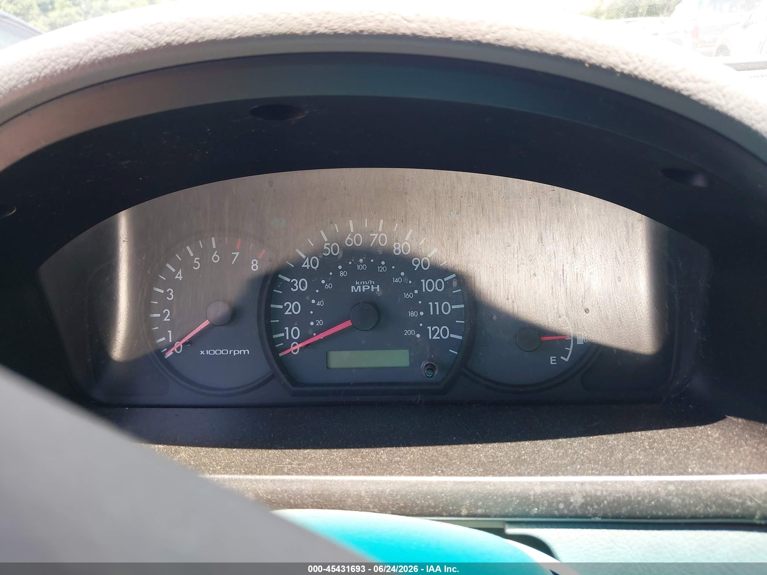 2003 Kia Rio   Green vin: KNADC125636274843