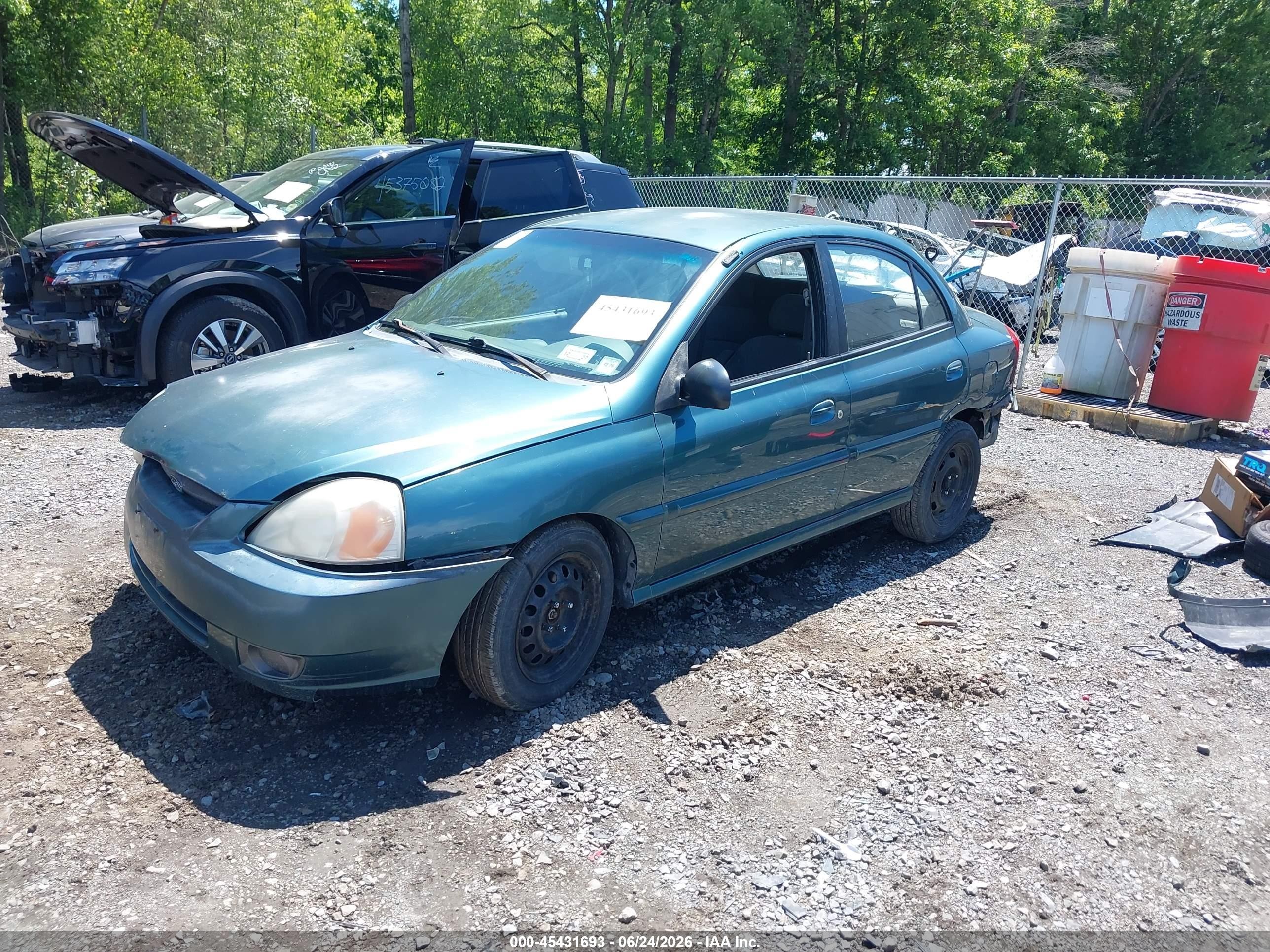 2003 Kia Rio   Green vin: KNADC125636274843