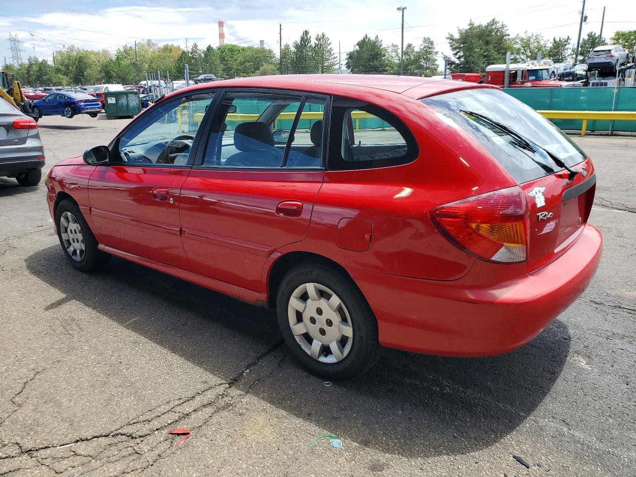 2003 Kia Rio Cinco Red vin: KNADC163726092446