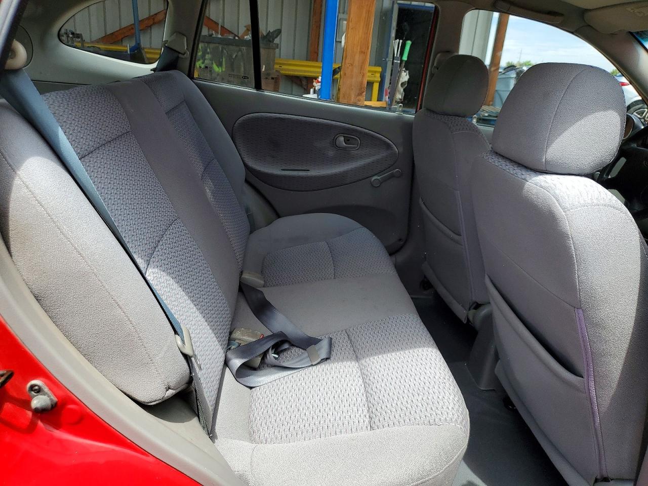 2003 Kia Rio Cinco Red vin: KNADC163726092446