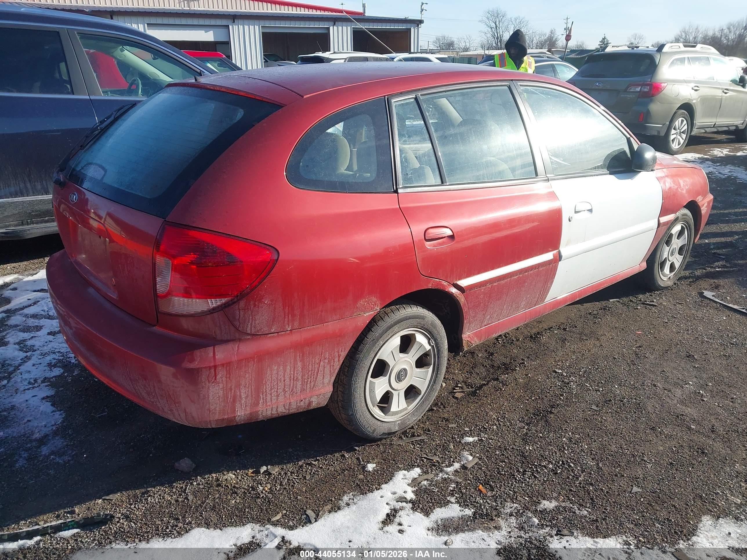 2005 Kia Rio Cinco Maroon vin: KNADC165856239279