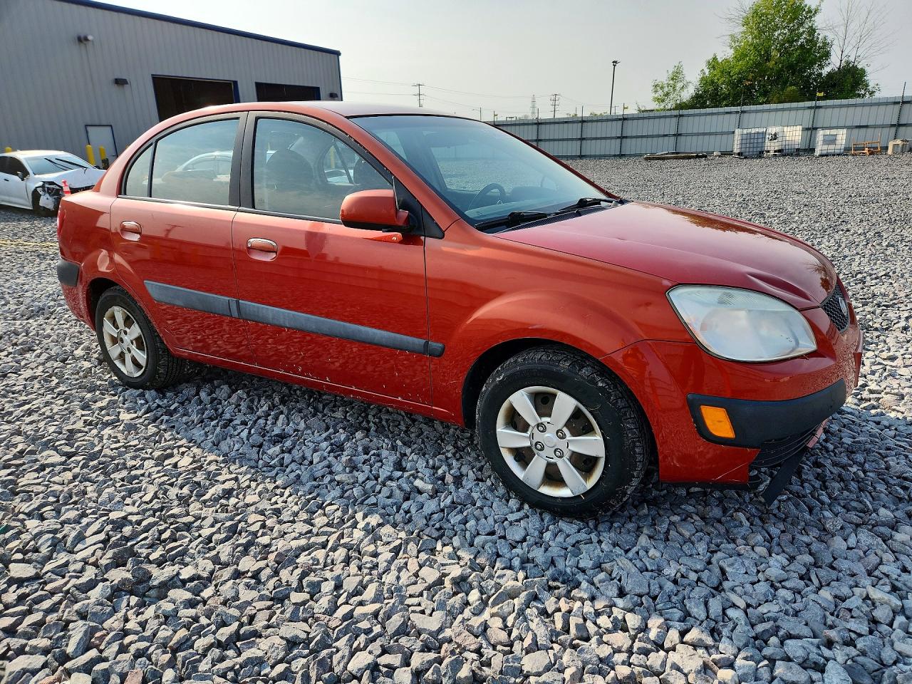 2007 Kia Rio Base Красный vin: KNADE123076203992