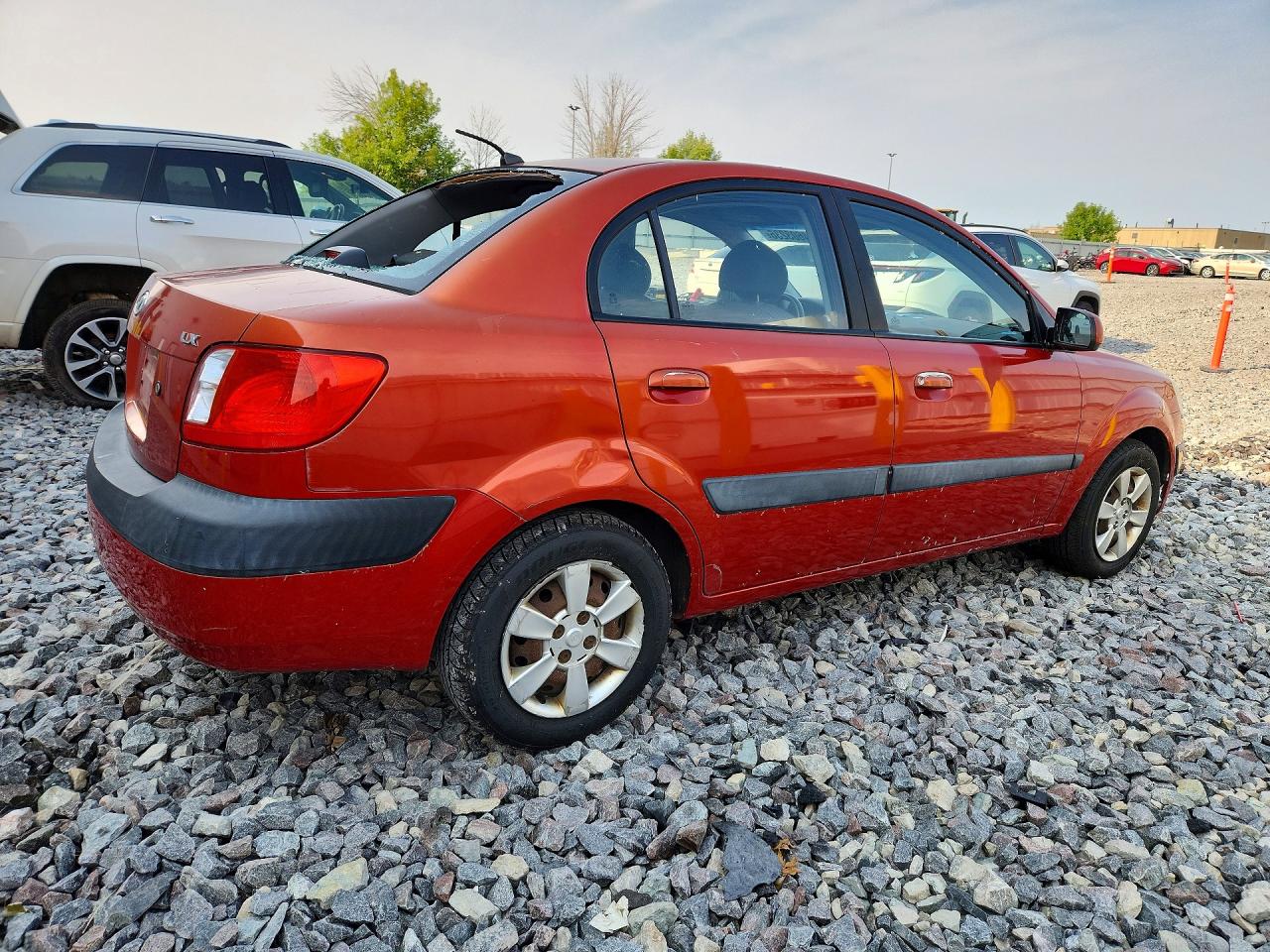 2007 Kia Rio Base Красный vin: KNADE123076203992