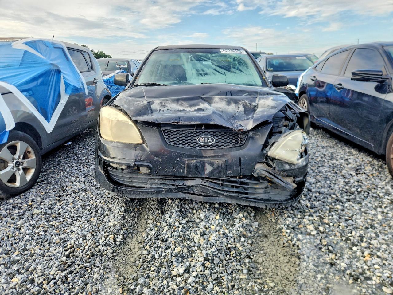 2006 Kia Rio Base Black vin: KNADE123166136575