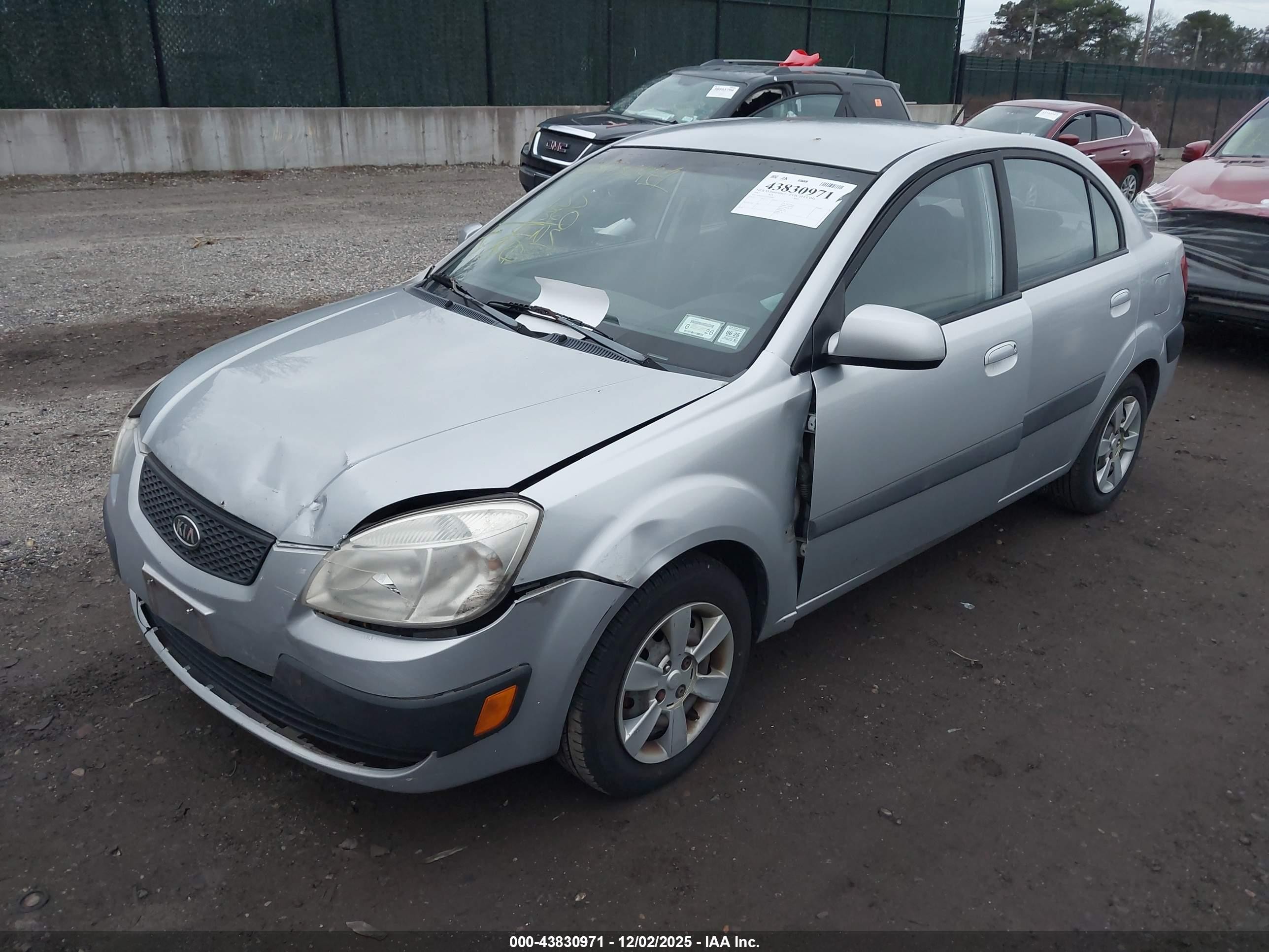 2007 Kia Rio Lx Silver vin: KNADE123176226987