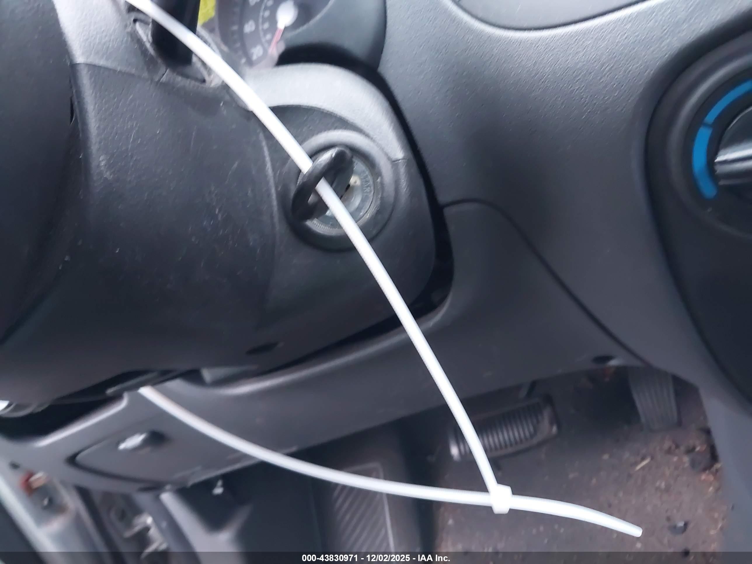 2007 Kia Rio Lx Silver vin: KNADE123176226987