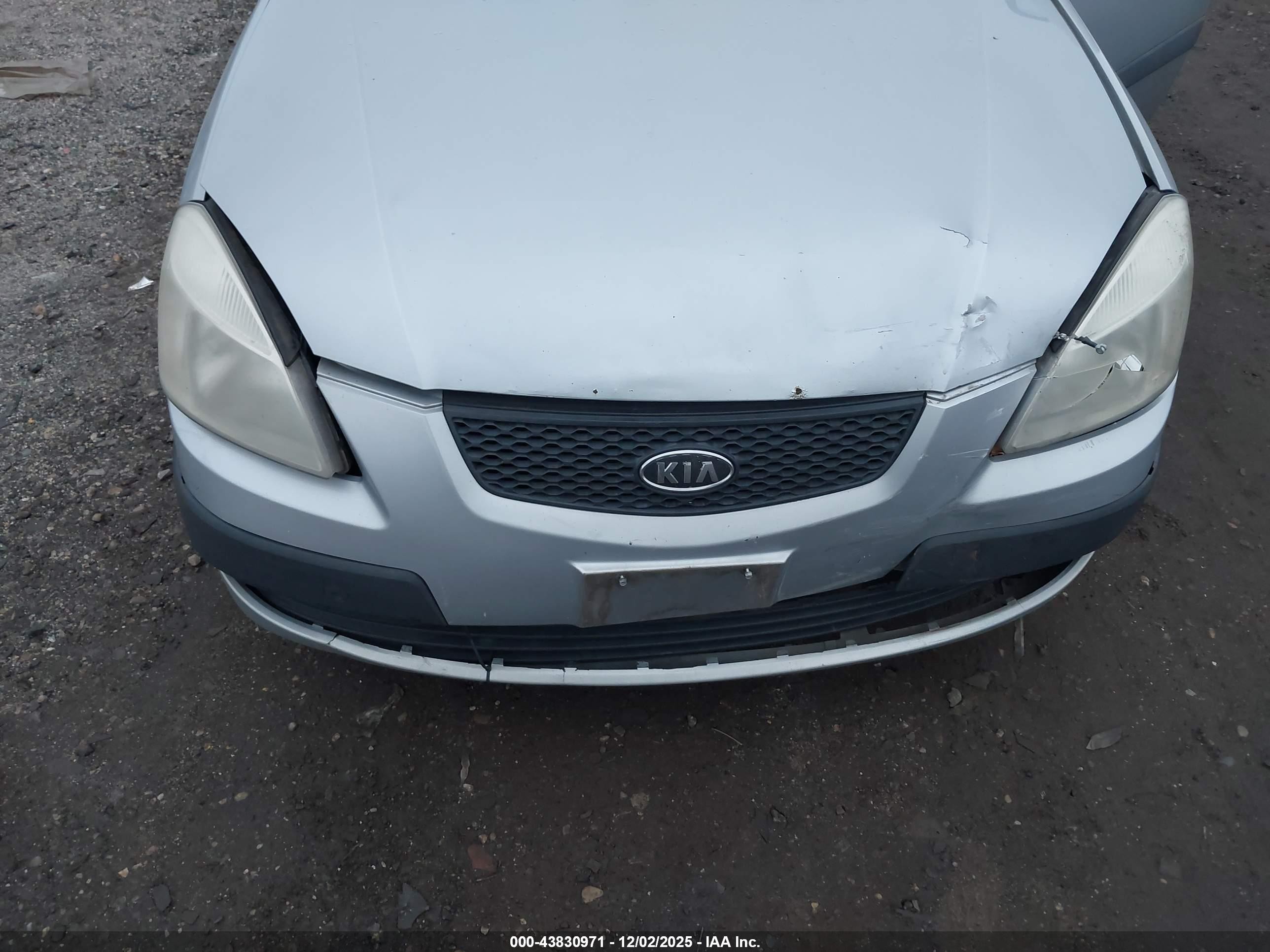 2007 Kia Rio Lx Silver vin: KNADE123176226987