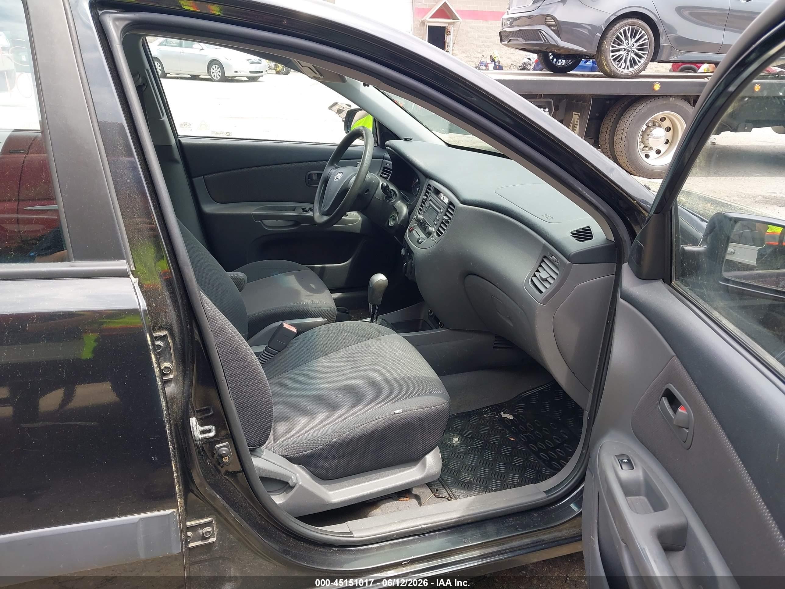 2007 Kia Rio Lx Black vin: KNADE123176278684