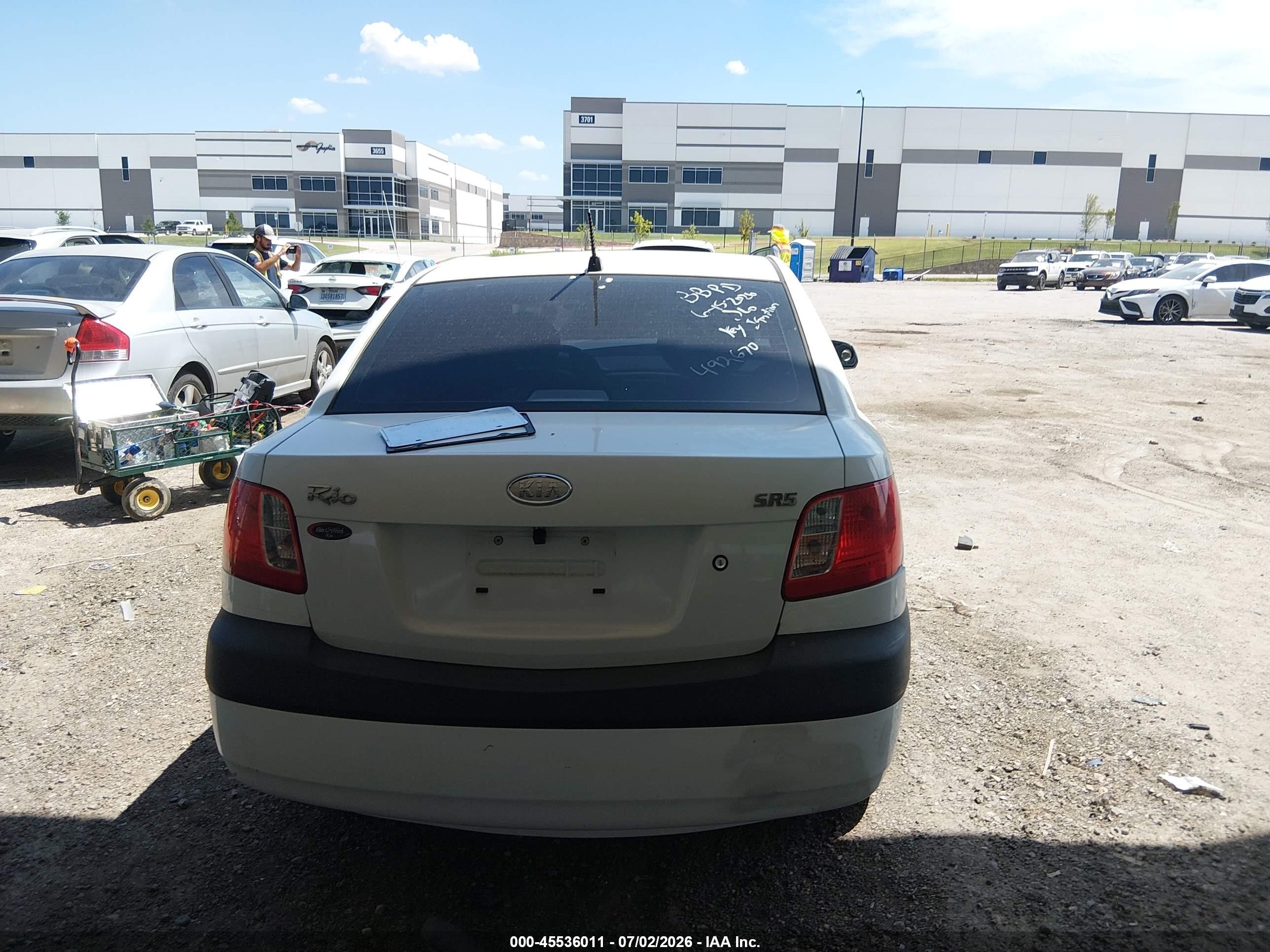 2006 Kia Rio Lx White vin: KNADE123266091551