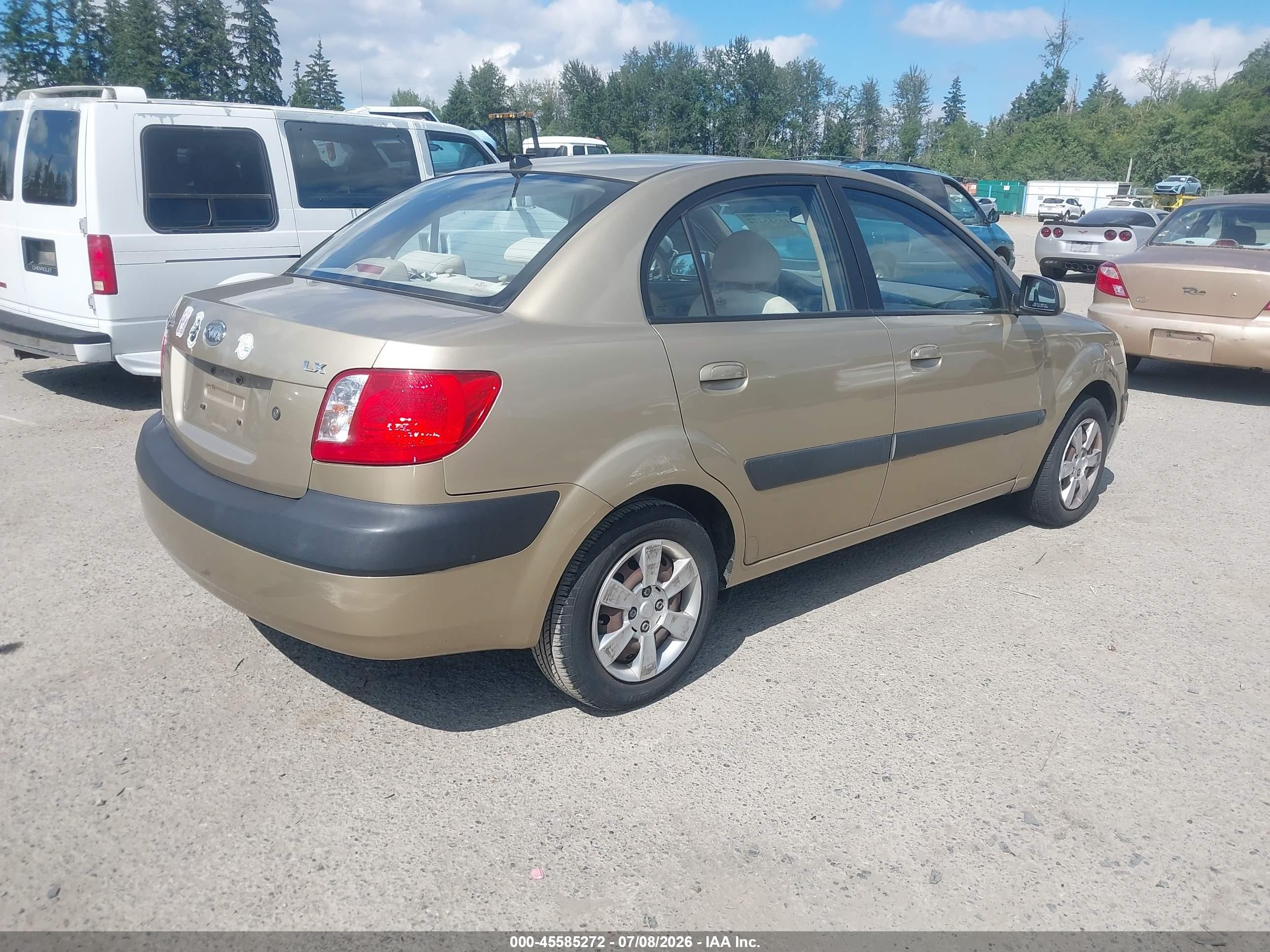 2007 Kia Rio Lx Tan vin: KNADE123276253440