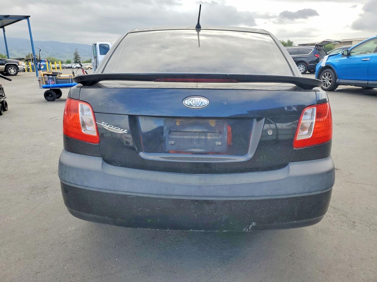 2008 Kia Rio Base Black vin: KNADE123286304646