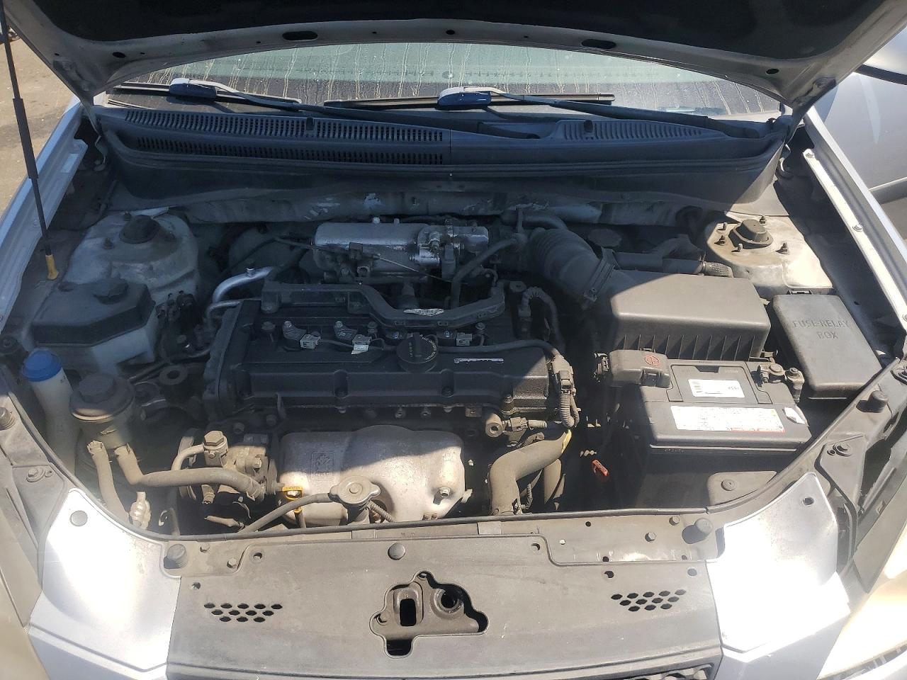 2008 Kia Rio Base Серебряный vin: KNADE123286429808