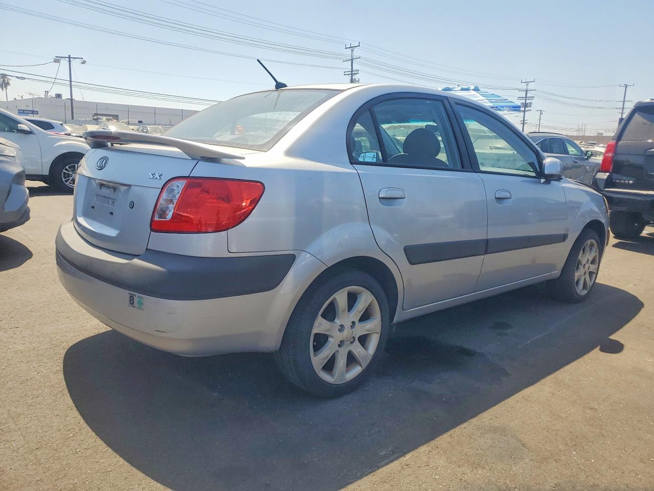 2008 Kia Rio Base Серебряный vin: KNADE123286429808