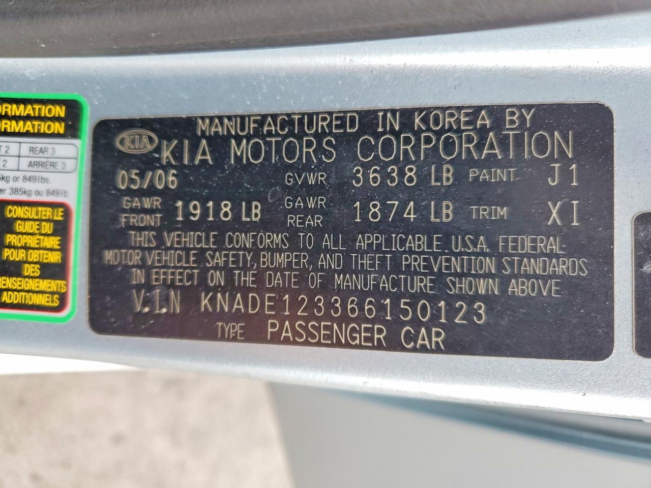 2006 Kia Rio Base Blue vin: KNADE123366150123