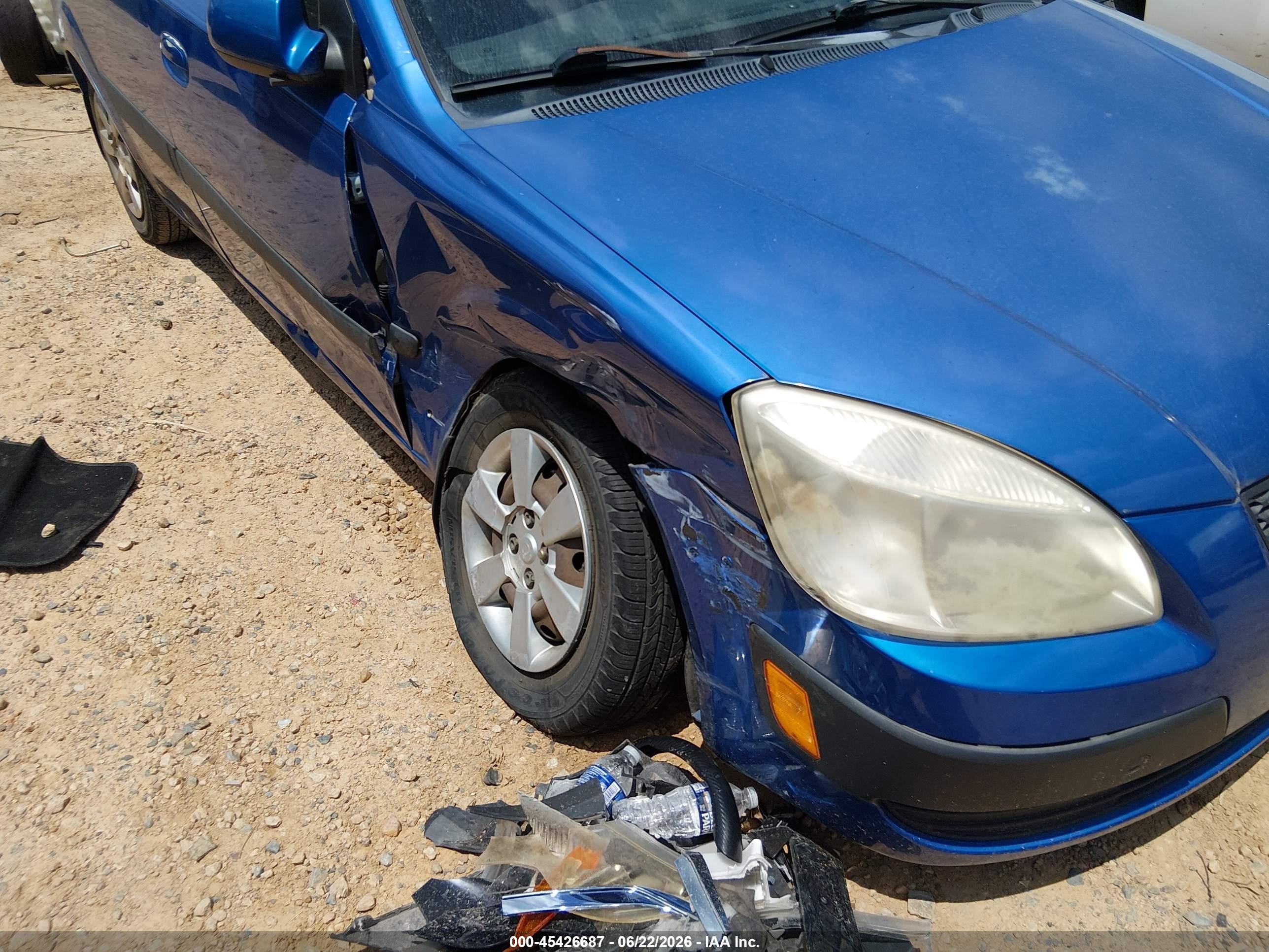 2007 Kia Rio Lx Blue vin: KNADE123376212721