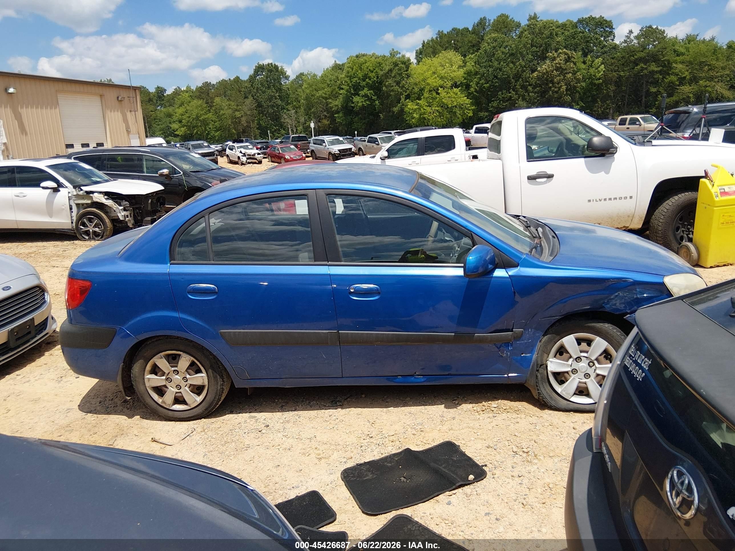 2007 Kia Rio Lx Blue vin: KNADE123376212721